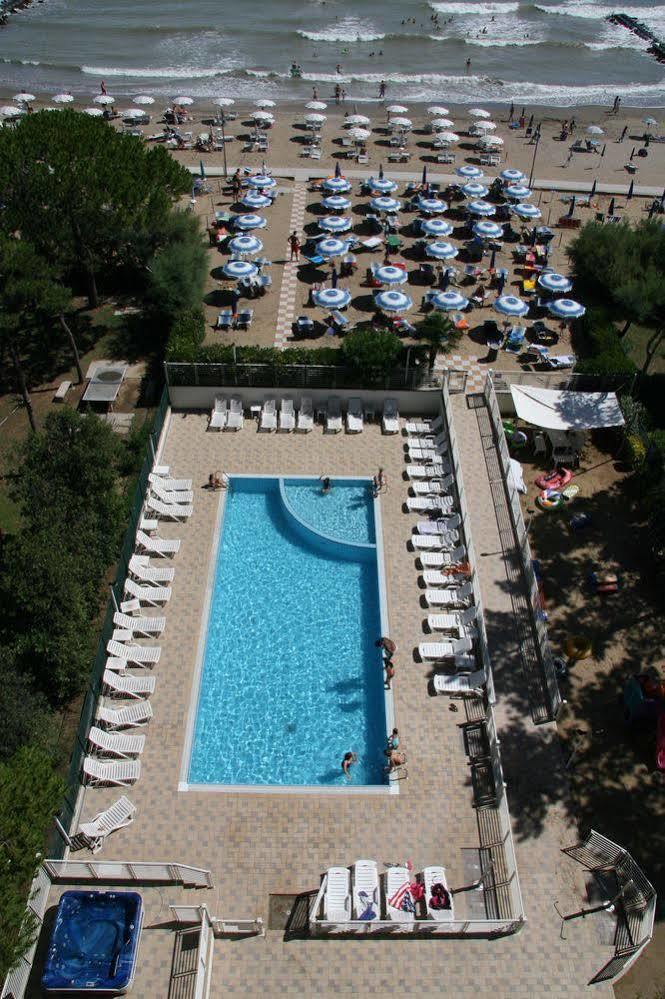 Aparthotel Florida 2*
